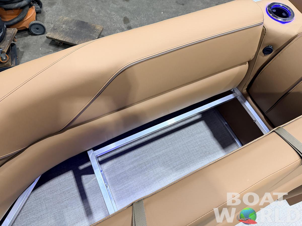 2026 Tahoe Sport 2385 VRB Swingback Tritoon $47995