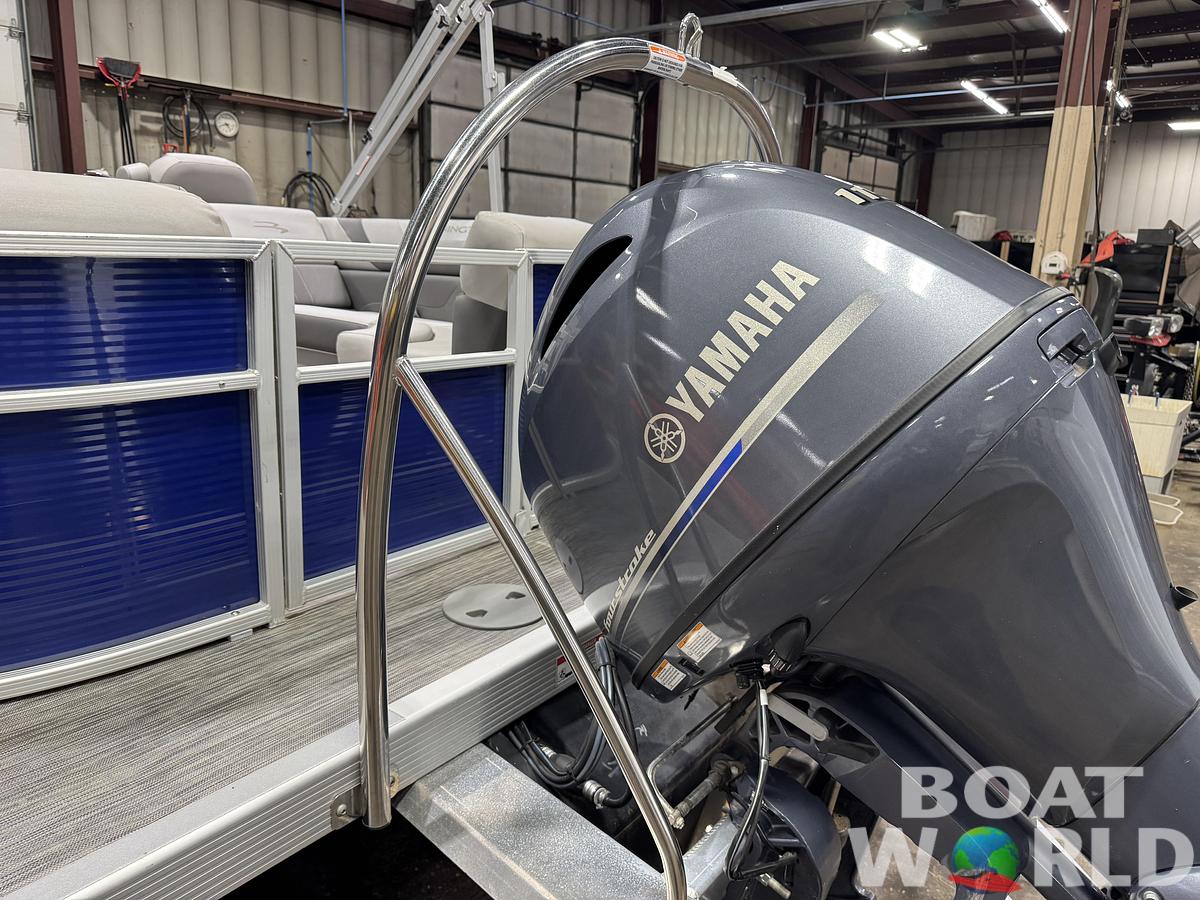 Used 2021 Bennington 22 SX Pontoon