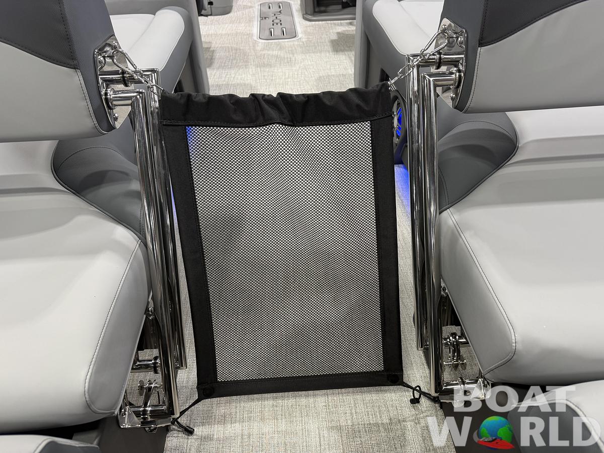 2027 Tahoe LTZ 300HP QLS 2585 Tritoon $71,995