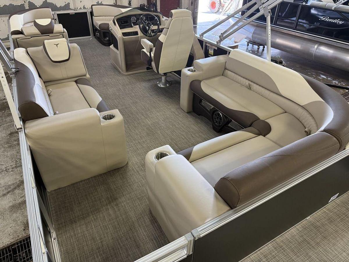 2025 Tahoe Pontoons LTZ 2385 Elite Cruise & Honda 4-Stroke EFI