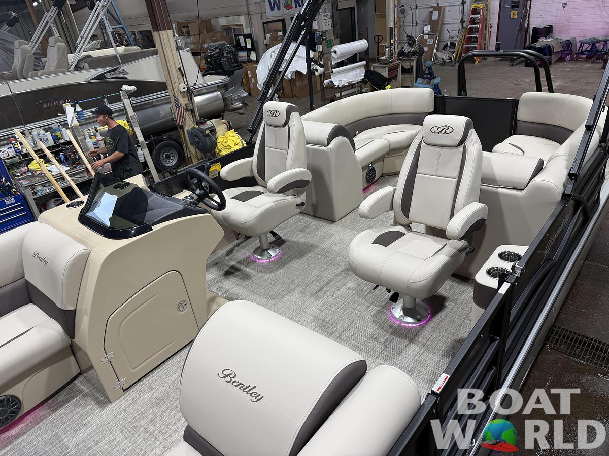 2027 Bentley Legacy 220 Navigator Quad Lounge Pontoon $42995