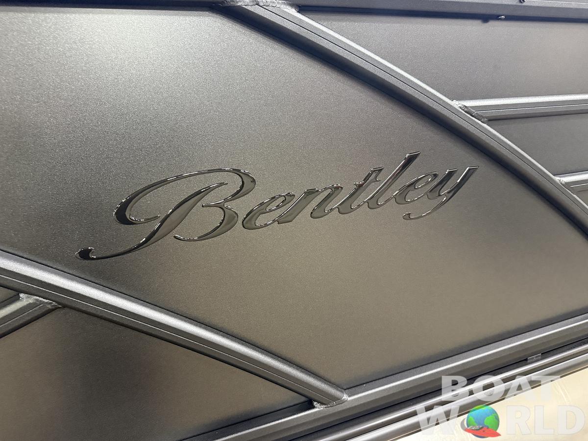 2026 Bentley Pontoons Elite 223 Admiral Quad Lounge Tritoon