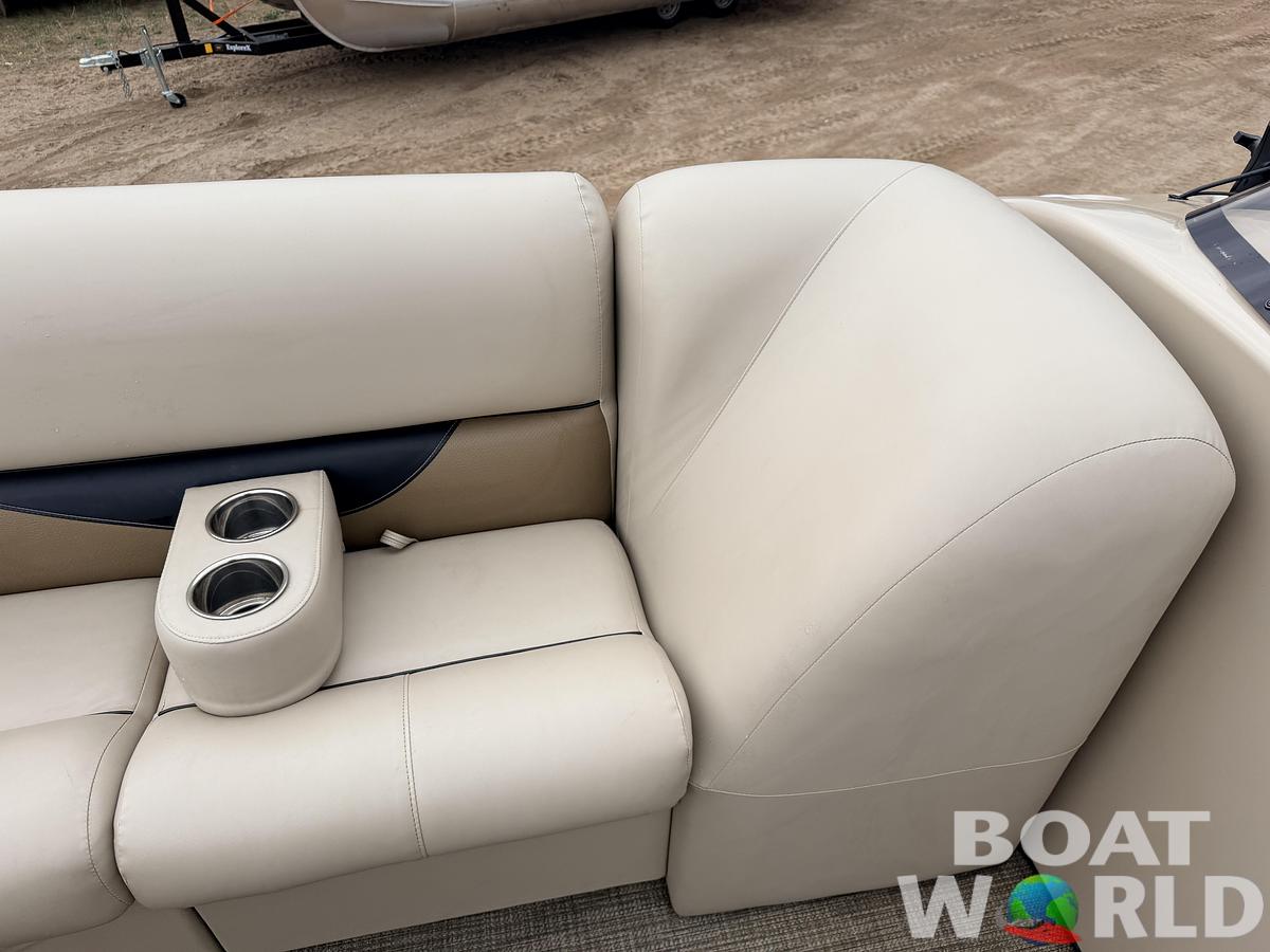 Used 2018 Bentley Encore 240 Cruise SE & 150HP Mercury 4Stroke -$29,995