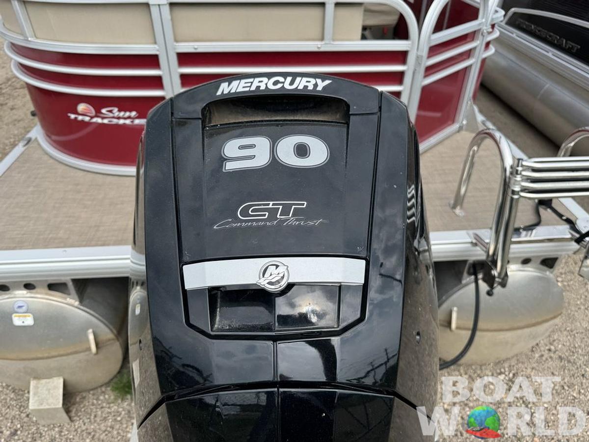 Used 2023 Sun Tracker Party Barge® 20 DLX