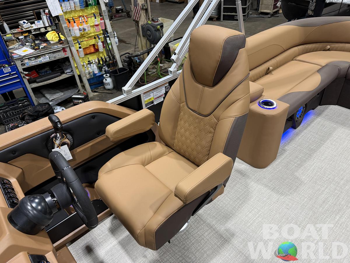 2026 Tahoe Pontoons LTZ 2385 Elite Cruise Tritoon 