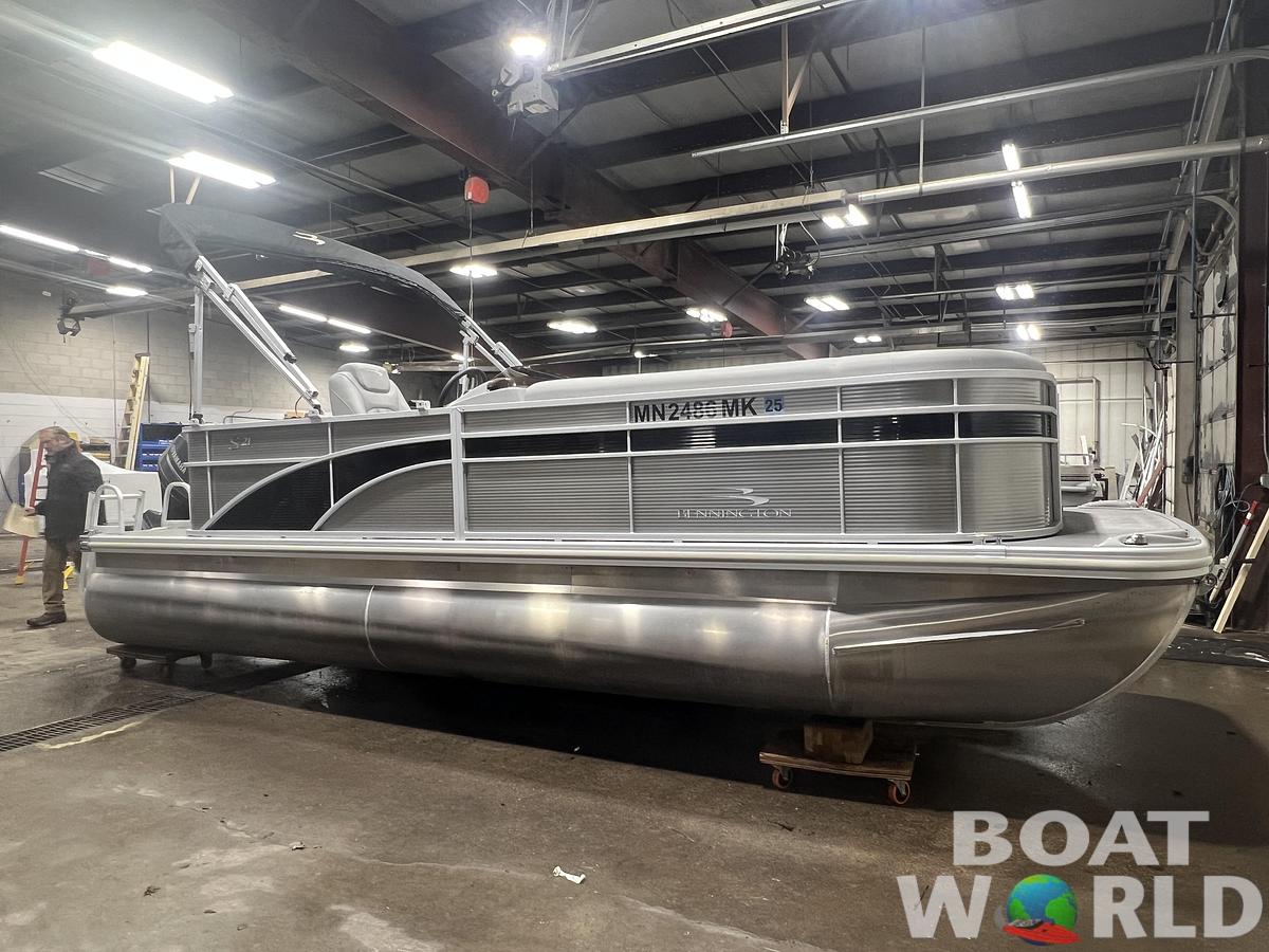 Used 2023 Bennington 21 SLCP Pontoon