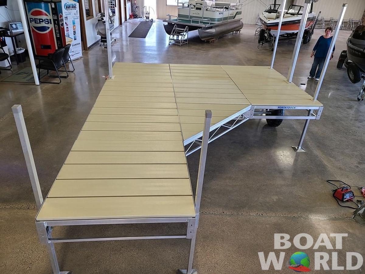 Aluminum Dock Roll in L12 Aluminum wheel dock