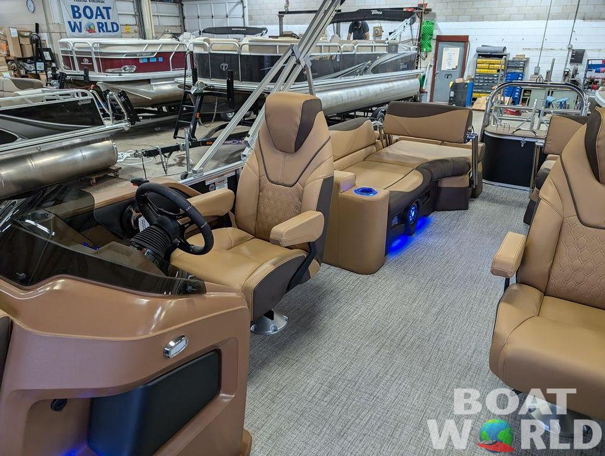 2026 Tahoe LTZ 300HP QLS 2385 Tritoon $69,995