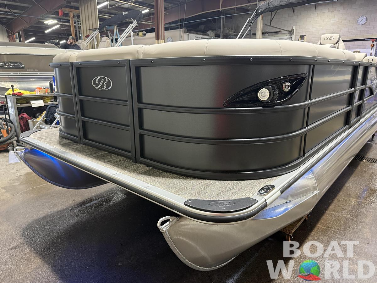 2027 Bentley Legacy 220 Navigator Quad Lounge Pontoon $42995