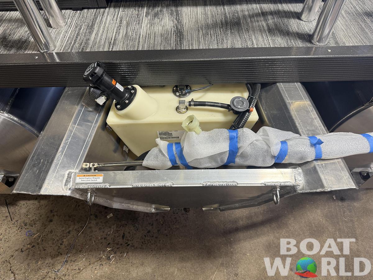 2026 Montego Bay 8522 Fish & Cruise Deluxe 