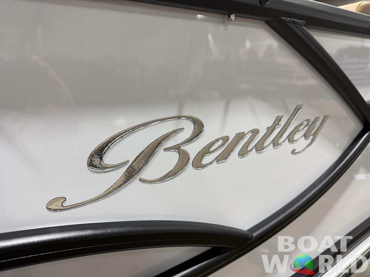 2026 Bentley Pontoons Legacy 220 Swingback