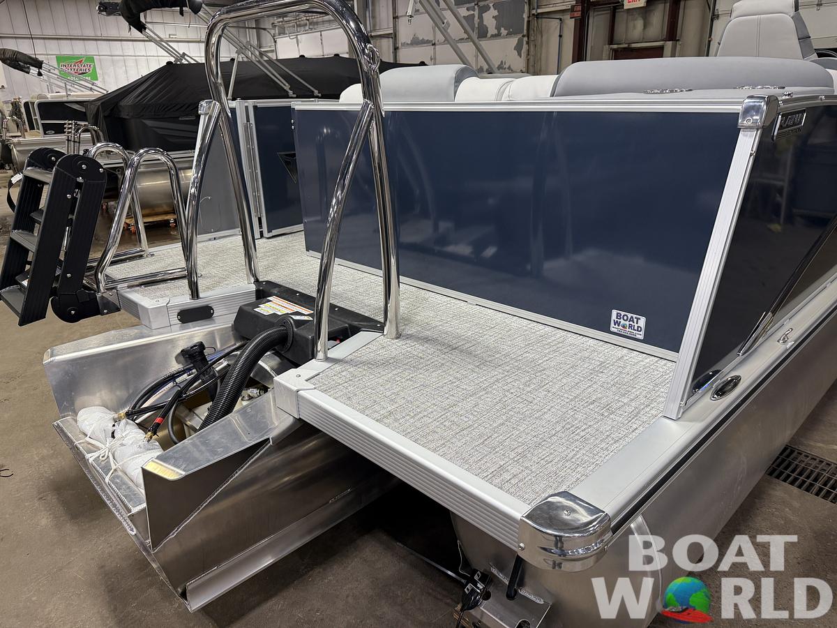 2025 Tahoe Pontoons Cascade 2385 Elite Cruise Tritoon & Honda 4-Stroke EFI