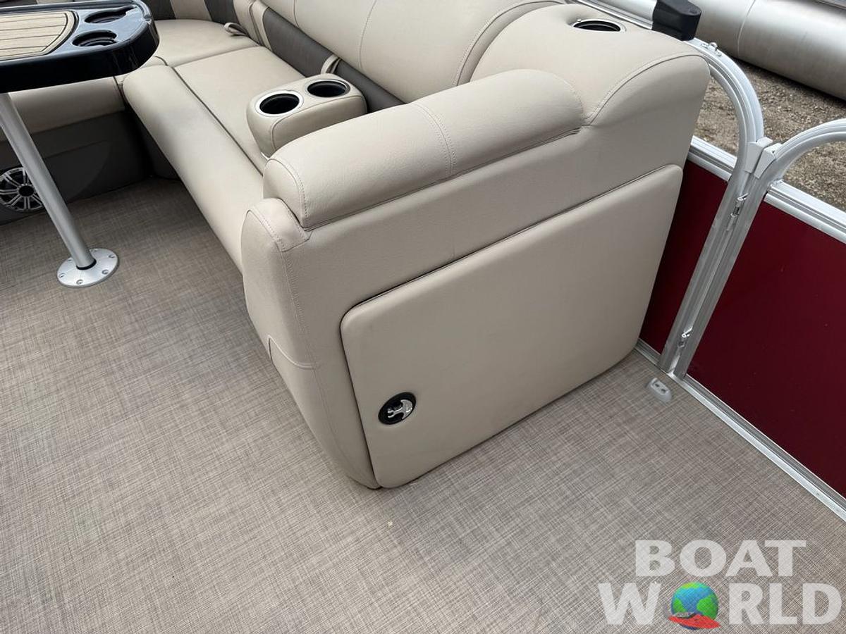 Used 2023 Sun Tracker Party Barge® 20 DLX