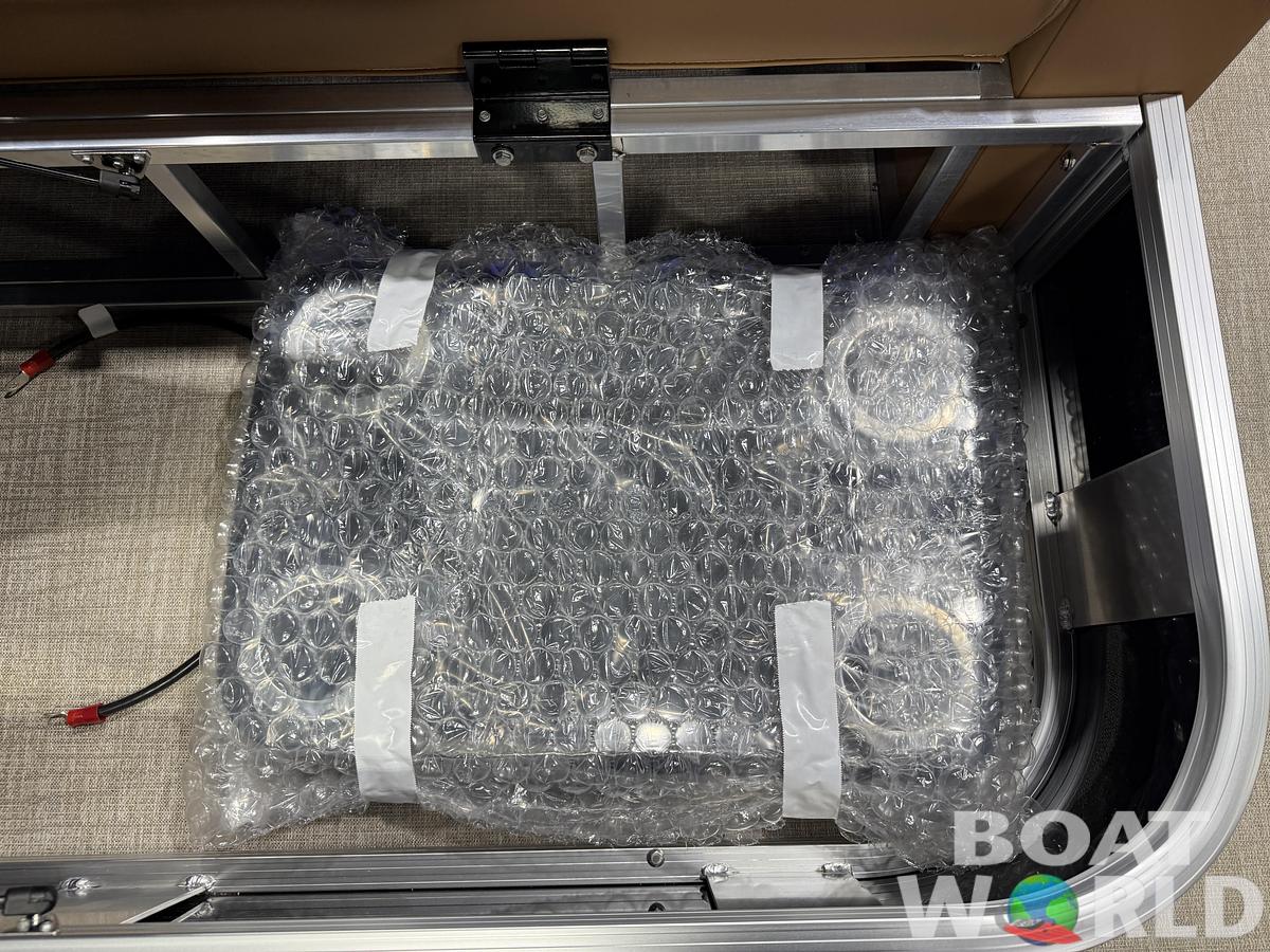 2026 Tahoe LTZ VRB Swingback Tritoon & Honda $51995