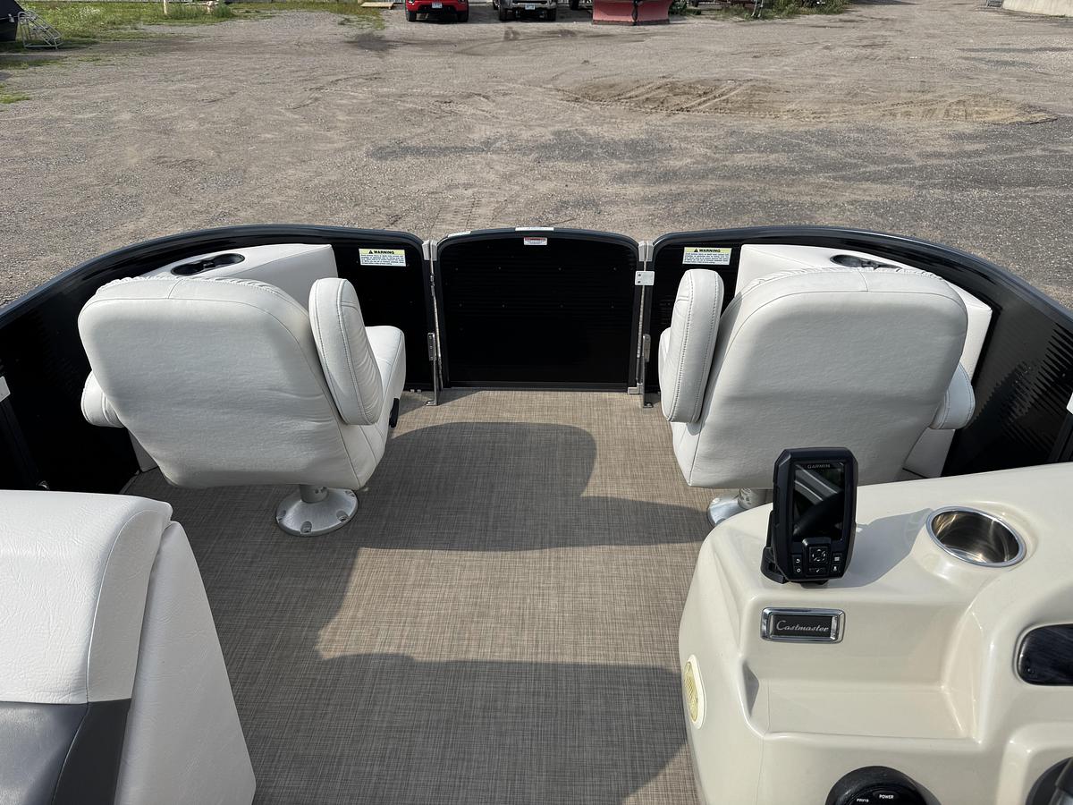 Used 2017 Palm Beach Cast Master 200 Pontoon WITH Sea Legs