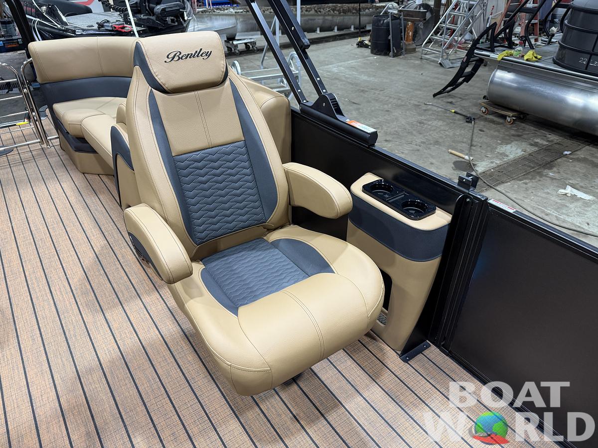 2027 Bentley 350HP Elite 253 Admiral Quad Lounge Tritoon $89995