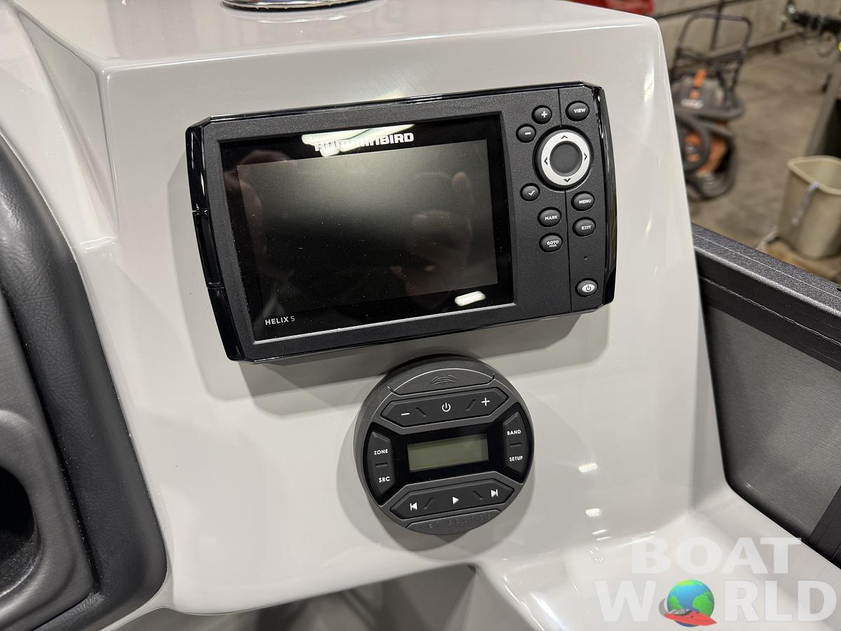 2027 Bentley Legacy 220 Navigator Quad Lounge Pontoon $41995