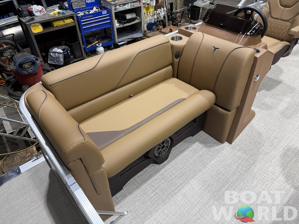 2026 Tahoe Pontoons Sport 2180 Swingback (VRB)