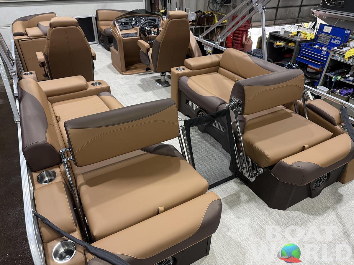 2026 Tahoe Pontoons LTZ 2385 Quad Lounge Shift SS