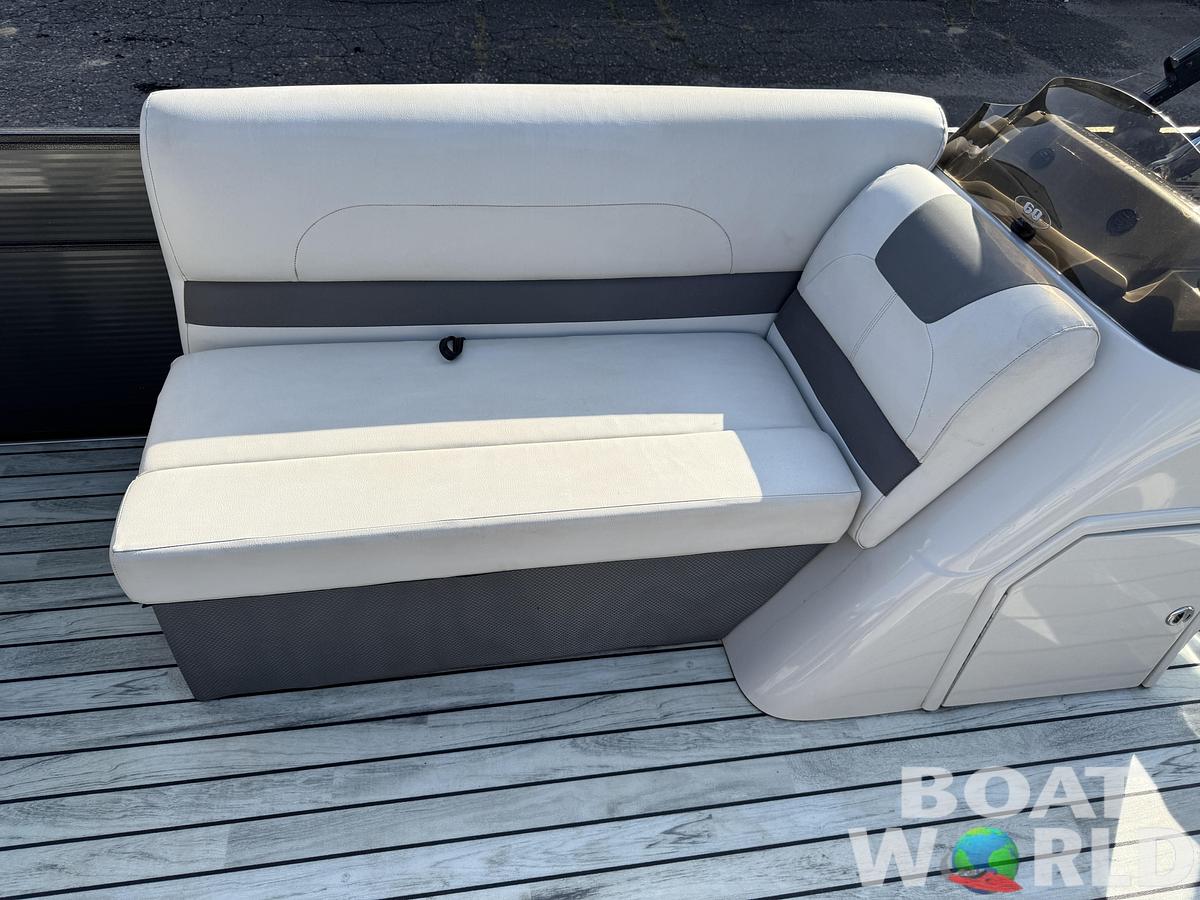 Used 2017 Crest  200 Pontoon with 115HP Yamaha Fourstroke EFI