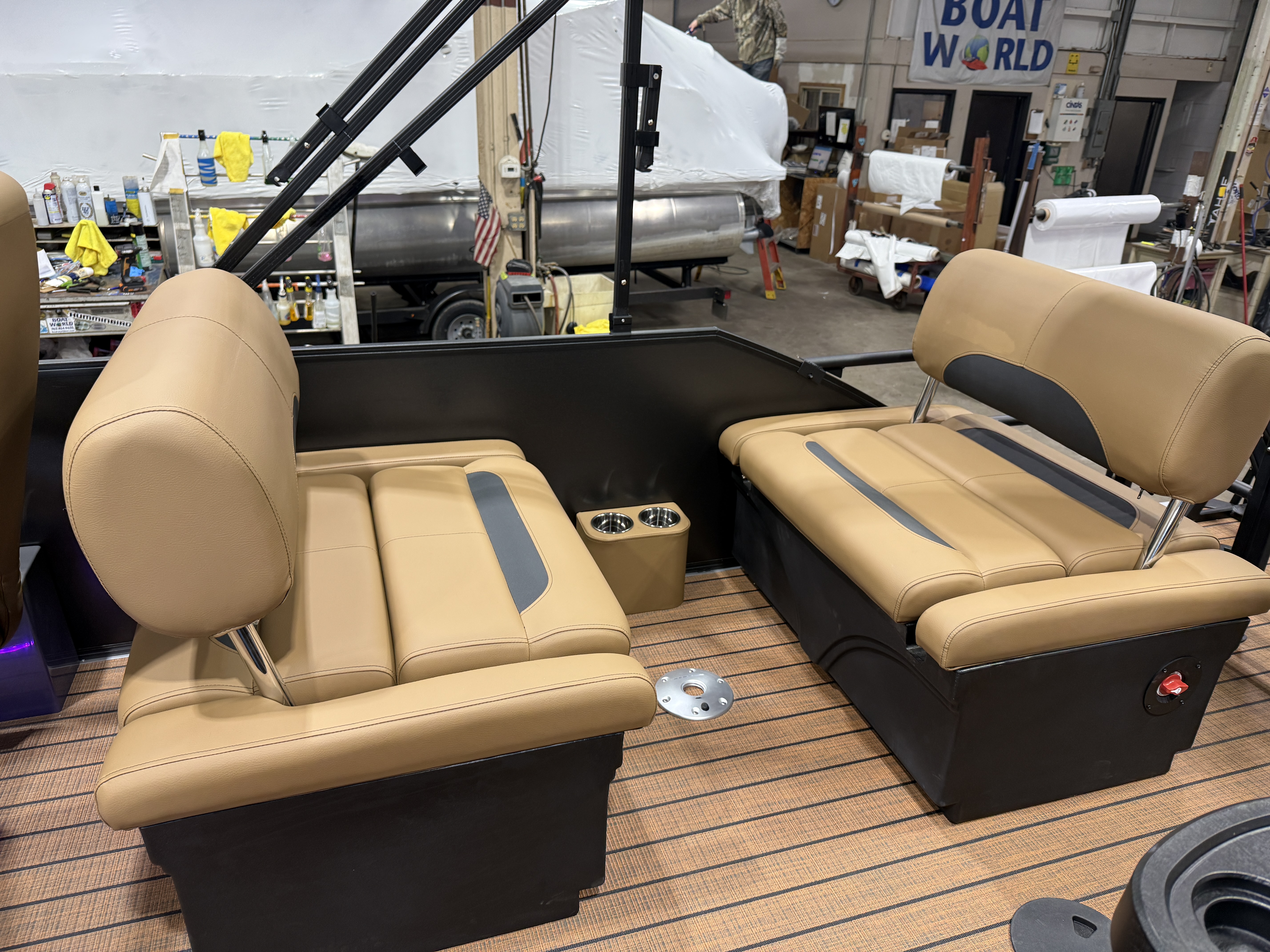 2027 Bentley Legacy 220 QSB Swingback $46995