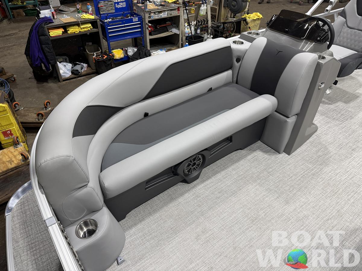 2026 Tahoe Pontoons Sport 2185 Rear Fish 