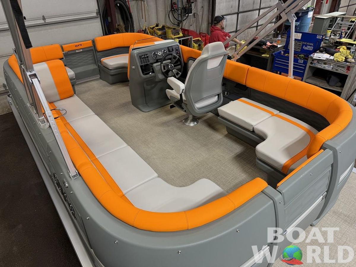 2025 Tahoe Pontoons Aura 1985 Quad Lounge & 50HP 4-Stroke EFI