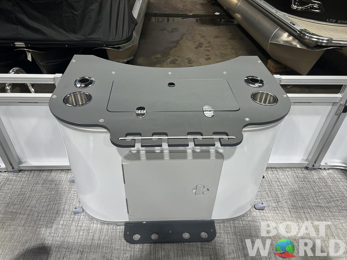 2026 Tahoe Pontoons Sport 2185 Rear Fish 