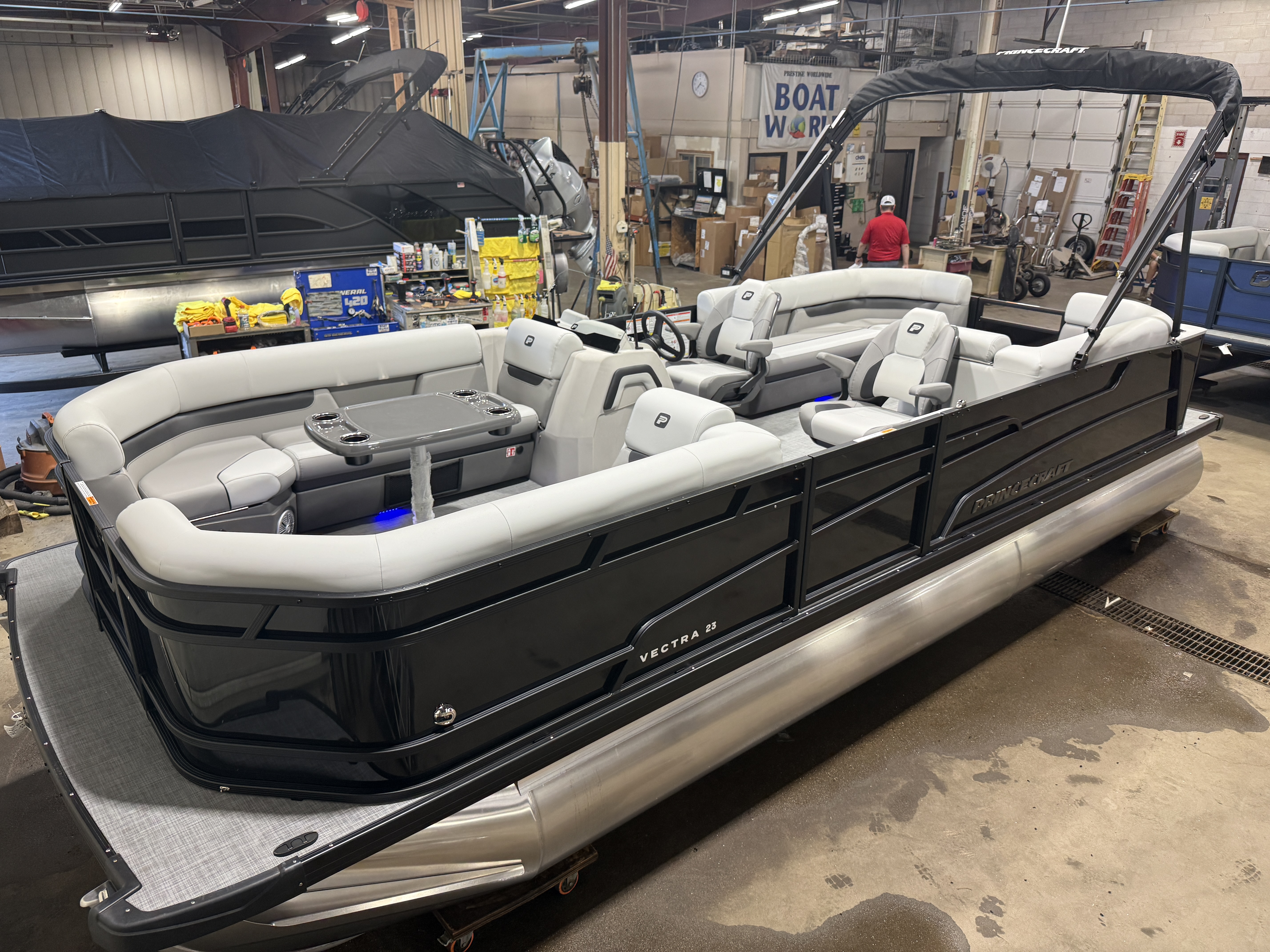 2027 Princecraft Vectra 21 Quad Lounge Pontoon $36995