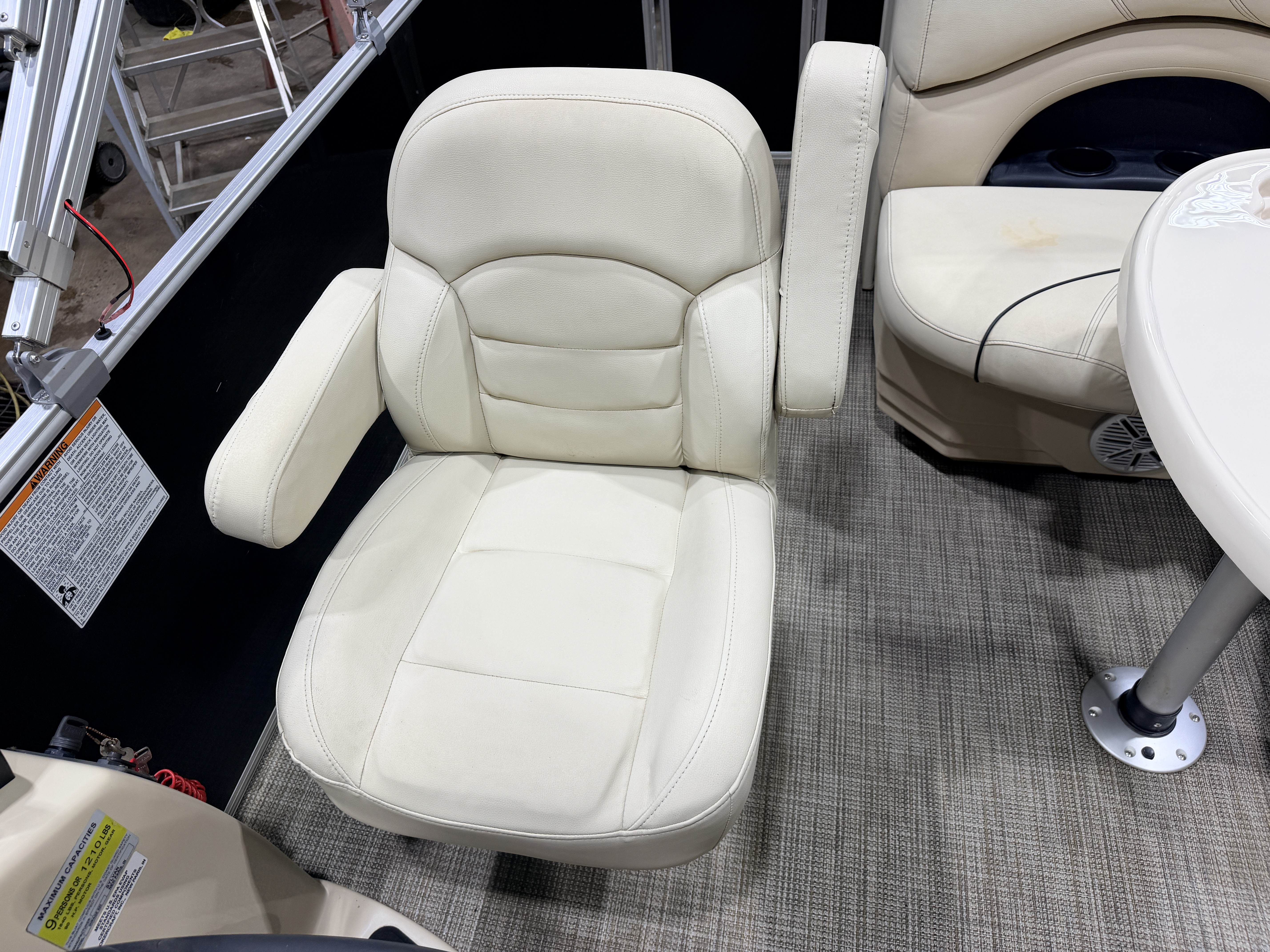 Used 2019 Sylvan Mirage 820 Cruise & 50HP Yamaha 4Stroke