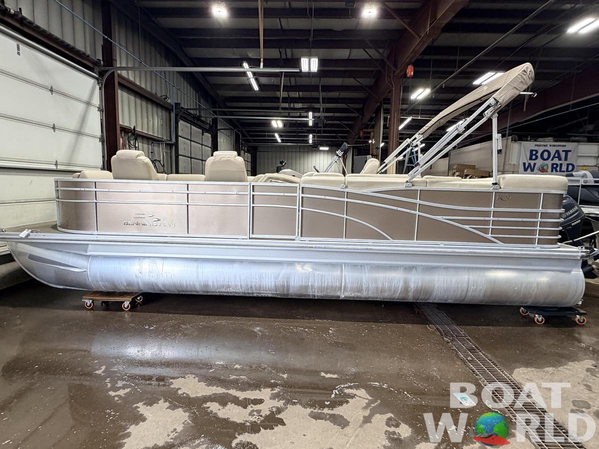 Used 2014 Bennington 2375RL & 70HP Yamaha 4Stroke - $21,995