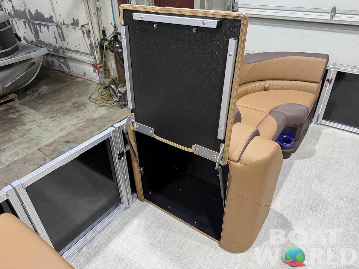 2026 Tahoe Pontoons LTZ 2385 Swingback (VRL) Tritoon