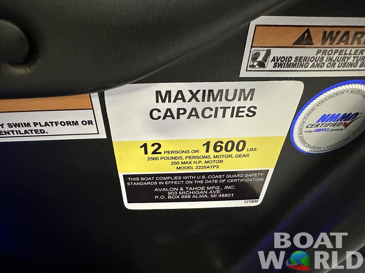2025 Tahoe Pontoons Cascade 2385 Cruise Rear Bench (CRB) Tritoon & Honda 4-Stroke EFI