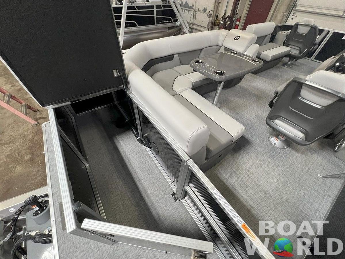 2025 Princecraft 21 Sportfisher 2-S Pontoon & Mercury 4-Stroke EFI