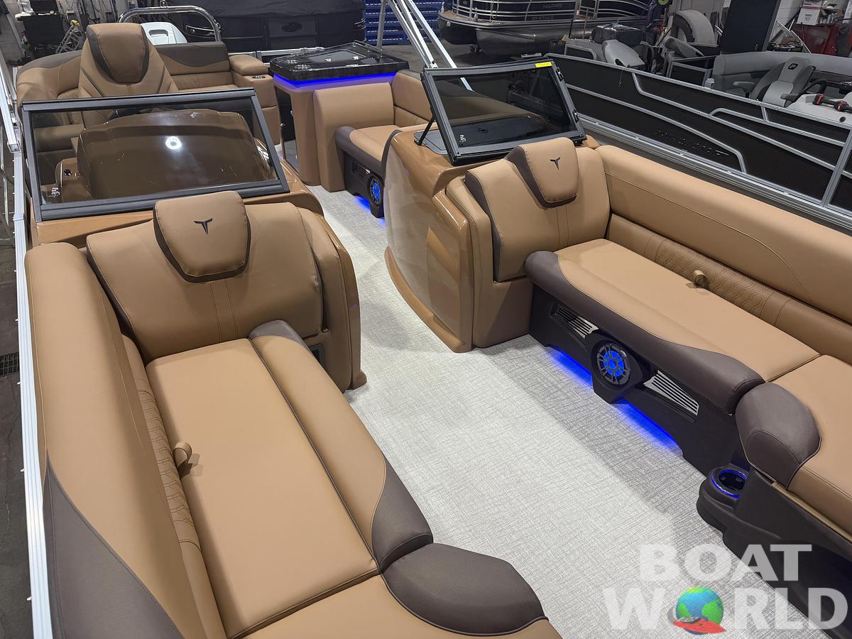 2026 Tahoe Pontoons LTZ 2385 Elite Windshield Tritoon