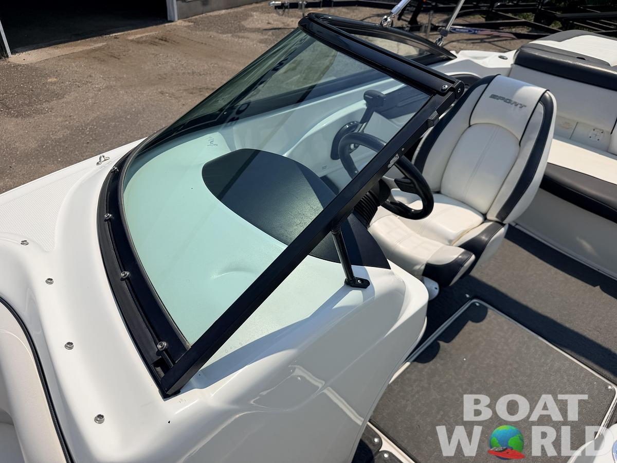 Used 2012 Sea Ray 205 Sport & 220HP 4.3L Mercruiser MPI with Tandem Axle Trailer -$15,995