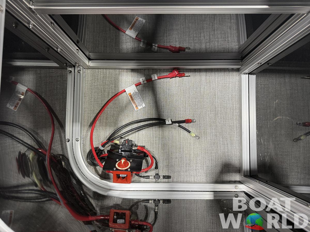 2026 Tahoe Pontoons LTZ 1985 Cruise Pontoon