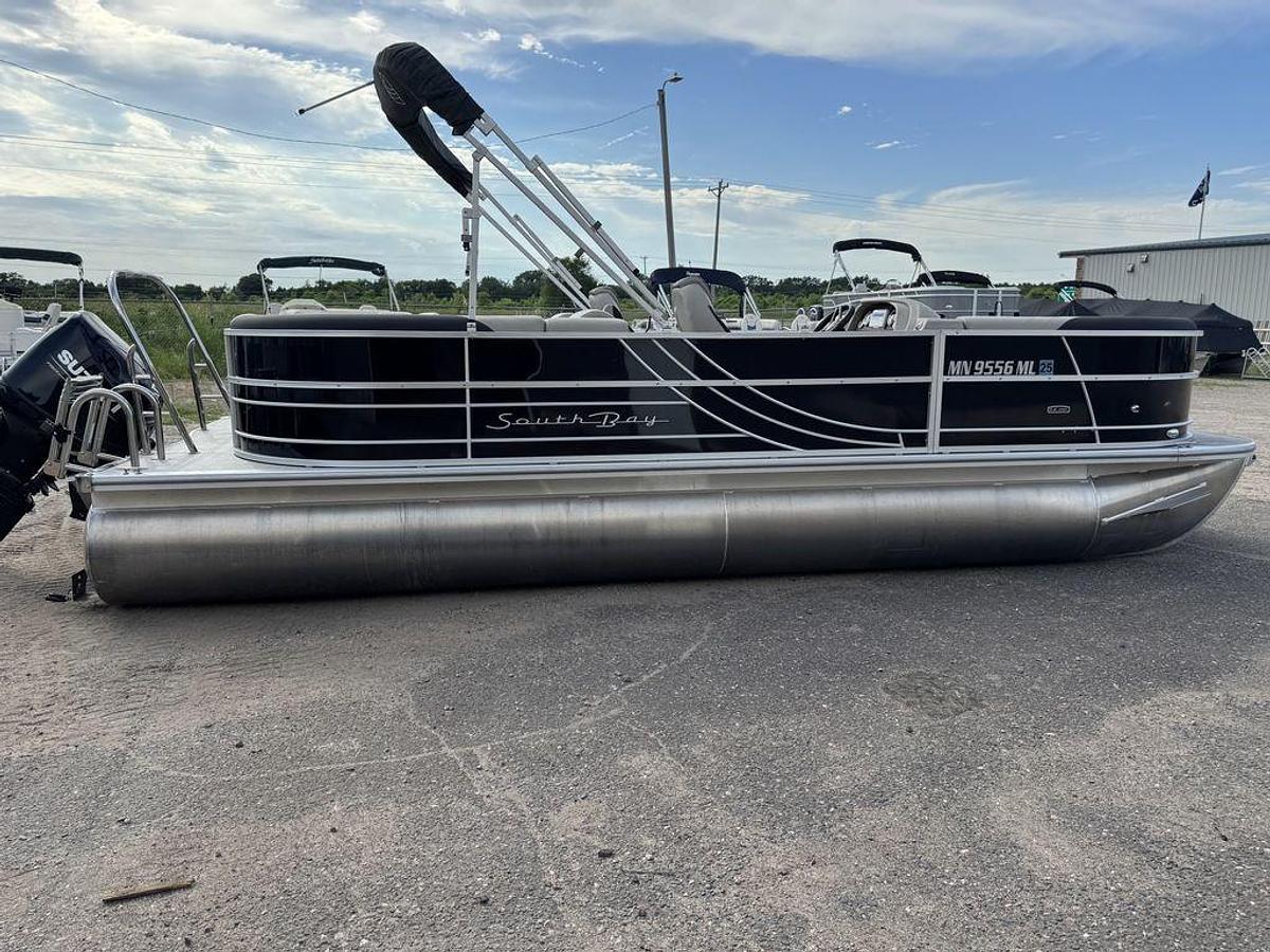 Used 2023 South Bay 224RS LE Pontoon & 140HP Suzuki 4-Stroke EFI