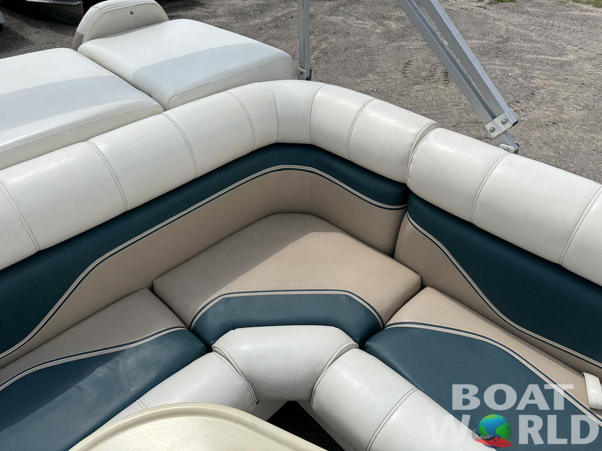 Used 2004 Sweetwater 2222 DF Pontoon WITH SEA LEGS