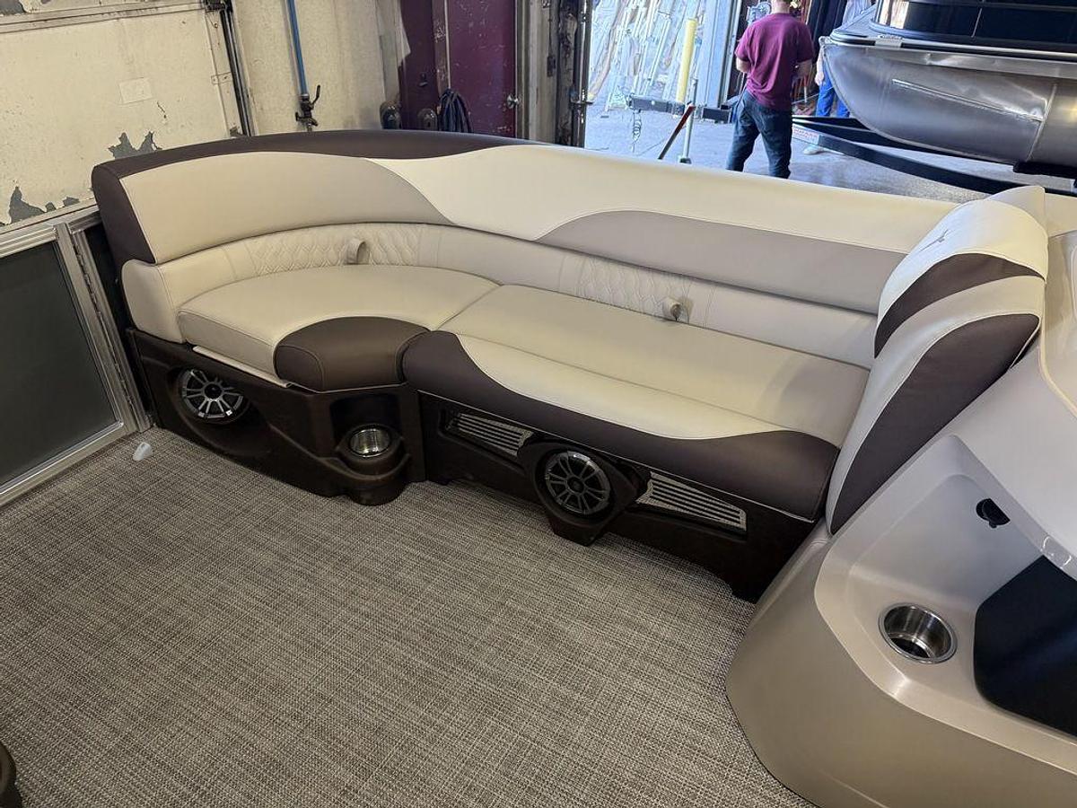 2025 Tahoe Pontoons LTZ 2385 Elite Cruise & Honda 4-Stroke EFI