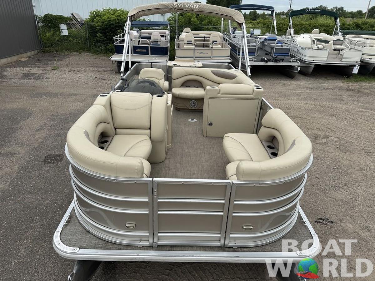 Used 2017 Sylvan 820 Cruise-n-Fish Pontoon