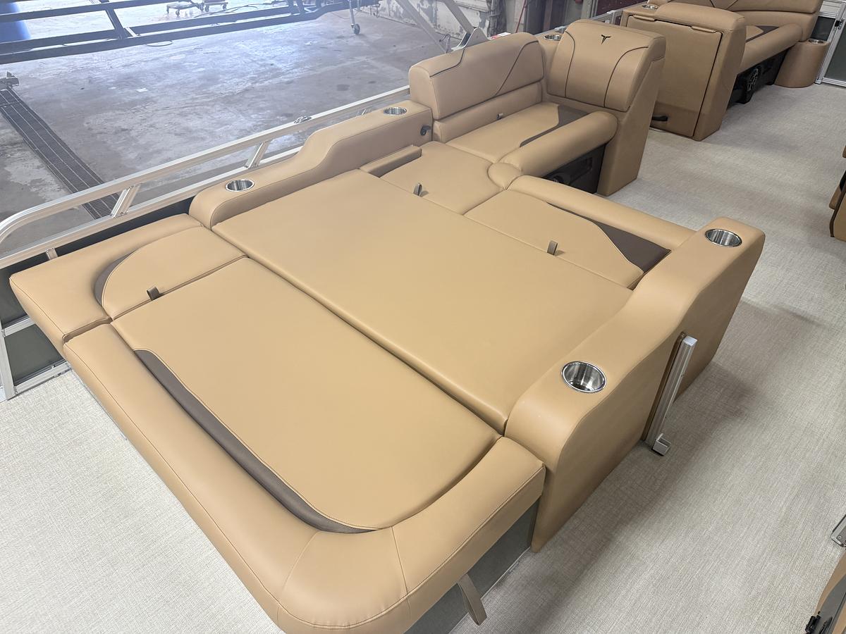 2026 Tahoe Pontoons Sport 2385 Swingback (VRB) & Honda 4-Stroke EFI
