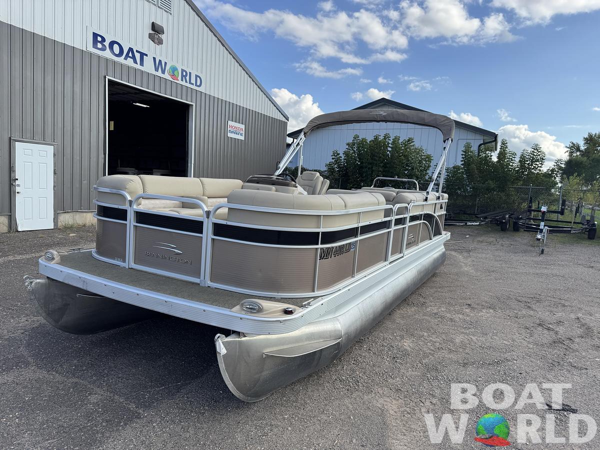 Used 2014 Bennington 22 SLX Pontoon