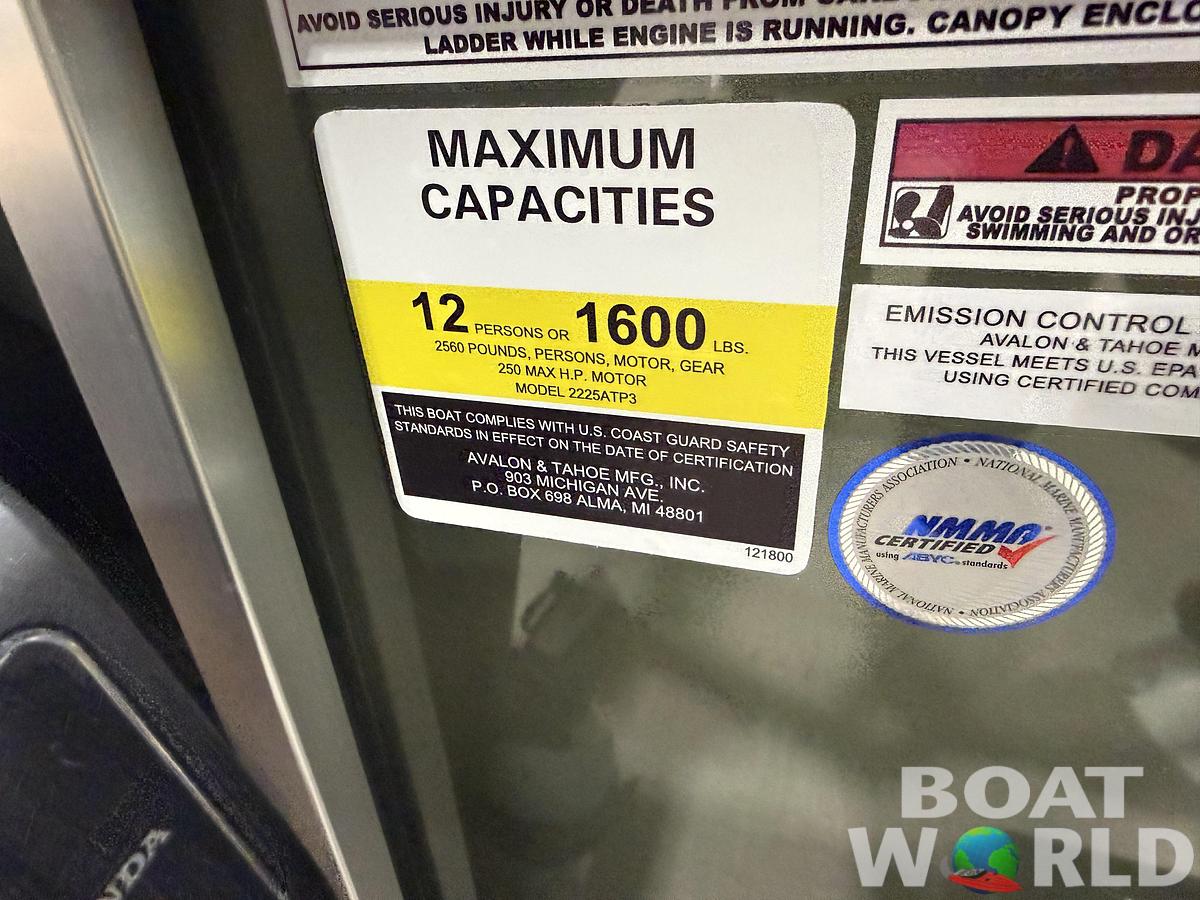 2026 Tahoe Pontoons GEOfish 2385 Rear Fish Tritoon 