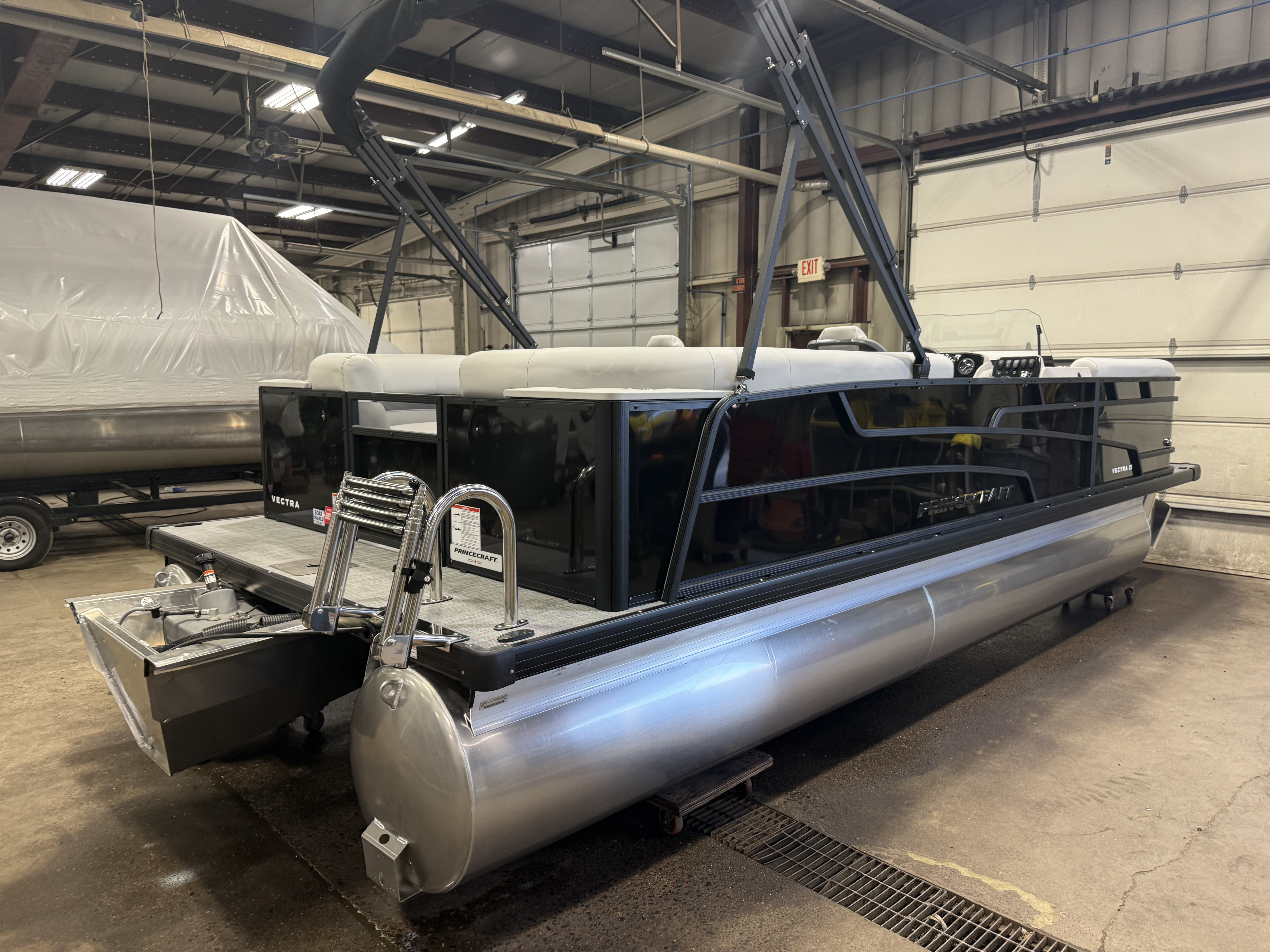 2027 Princecraft Vectra 21 Quad Lounge Pontoon $36995