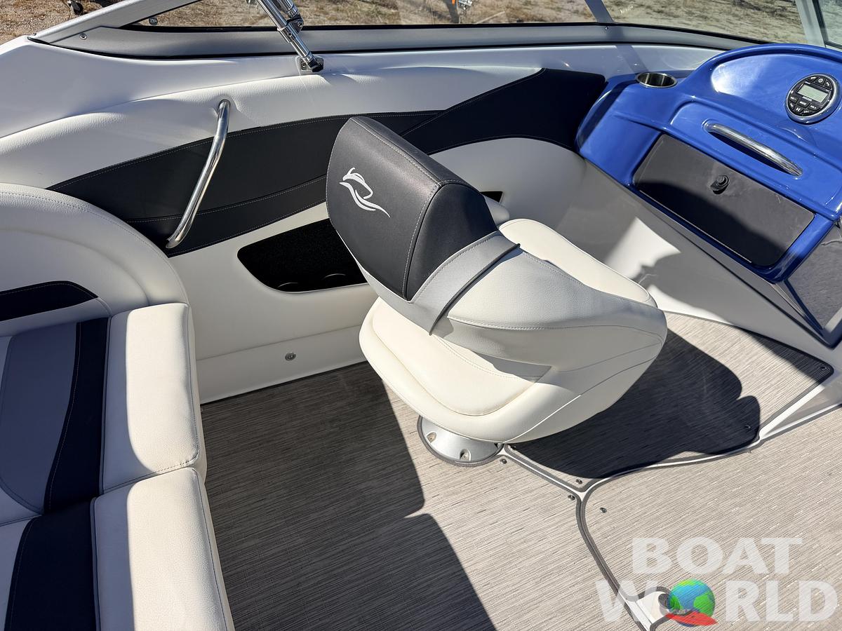 Used 2017 Rinker QX19 Bowrider & 250HP 4.5L V6 Mercruiser -$17,995