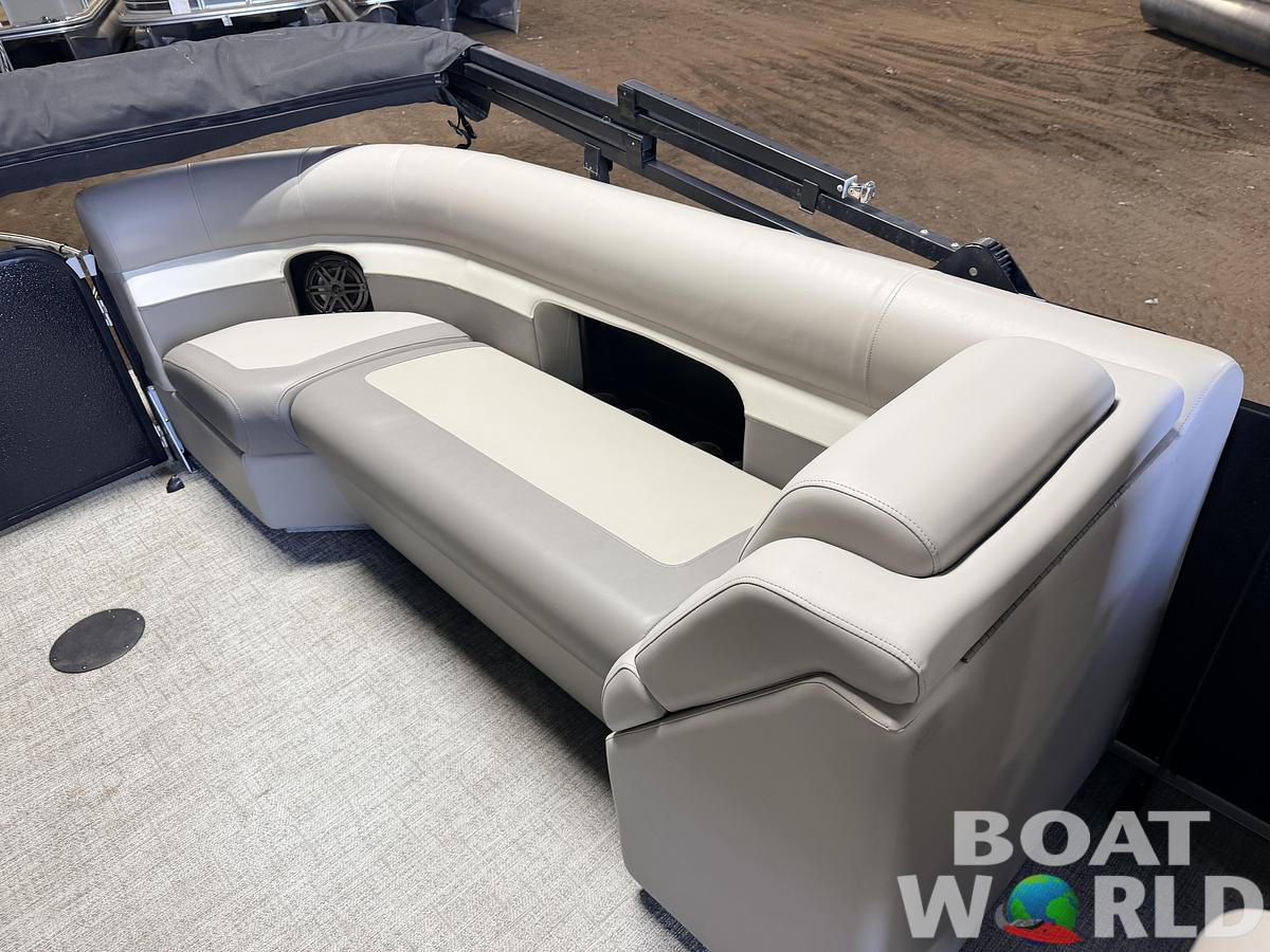 Used 2024 Premier 250 SunSation PTX Tritoon & 300HP Suzuki -$69,995