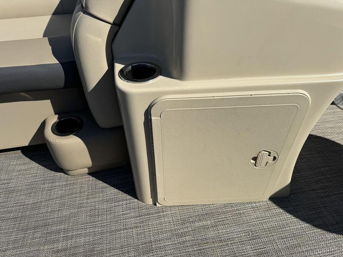 Used 2020 Sweetwater SW 2086 Cruise Pontoon with 70HP Yamaha 4-S EFI