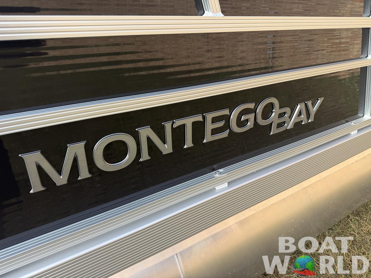 2026 Montego Bay 8522 Swingback Deluxe Pontoon