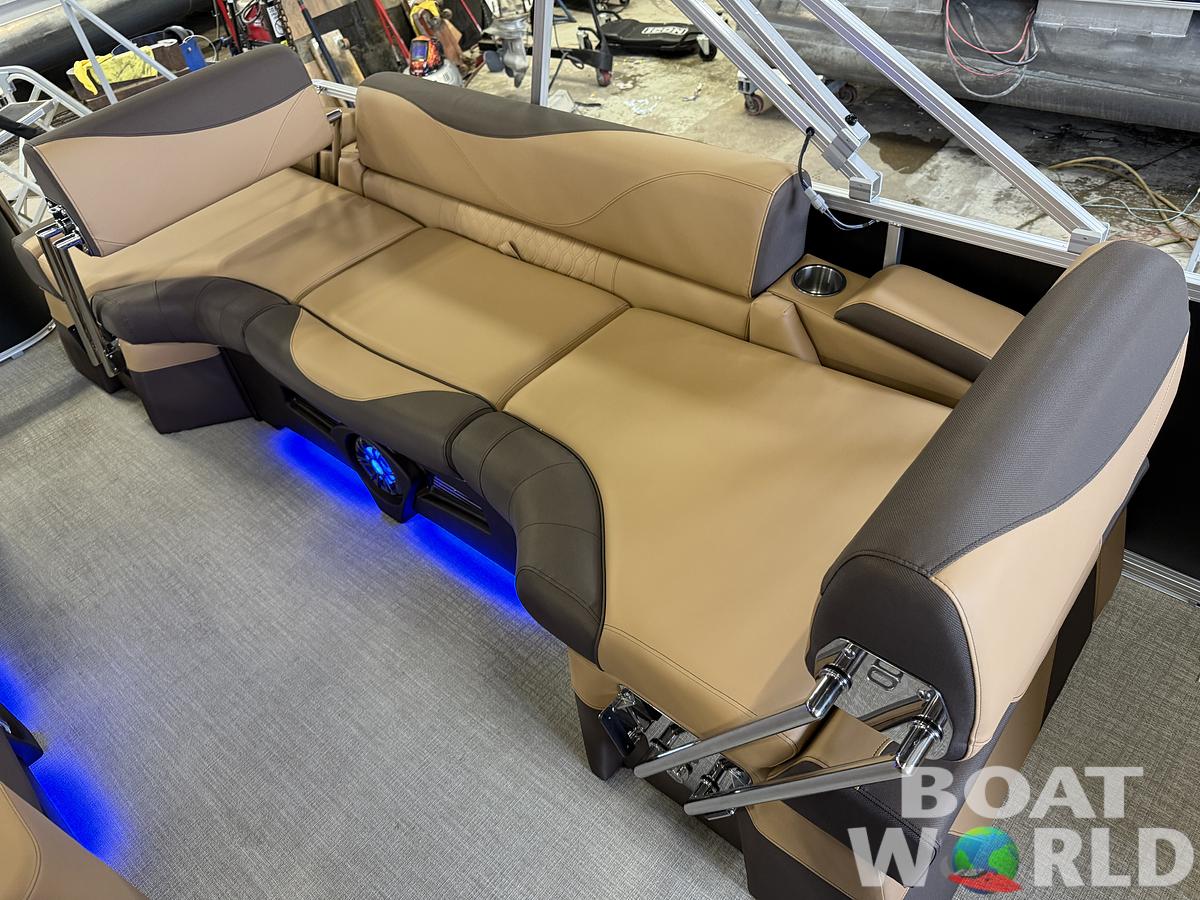 2025 Tahoe Pontoons LTZ 2385 Quad Lounge Shift Flip Tritoon & Honda 4-Stroke EFI